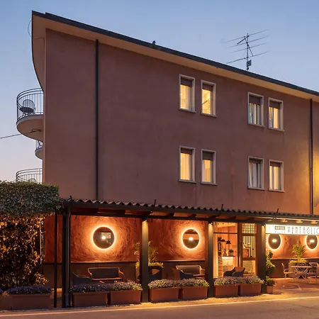 Отель Art Ventaglio